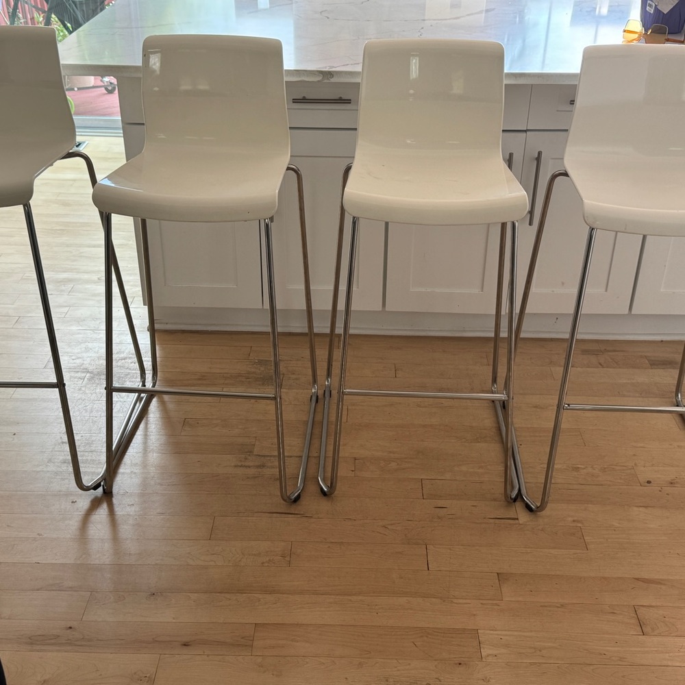 Modern White Bar Stools IKEA set on 4